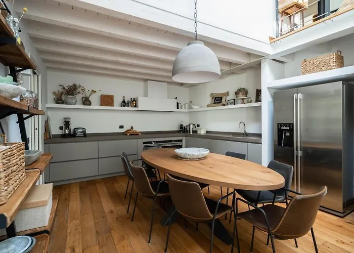 Torre Di Castelli - By Lovecomo Menaggio