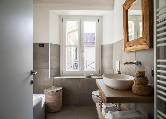 Torre Di Castelli - By Lovecomo * Menaggio