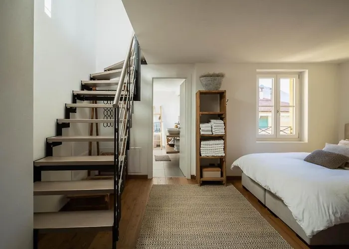 Torre Di Castelli - By Lovecomo Nyaraló *