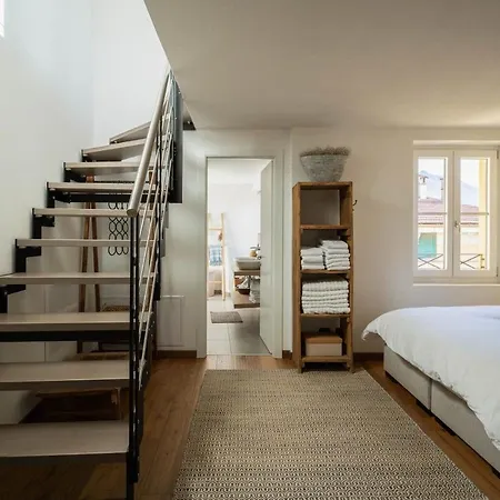 Torre Di Castelli - By Lovecomo בית נופש *